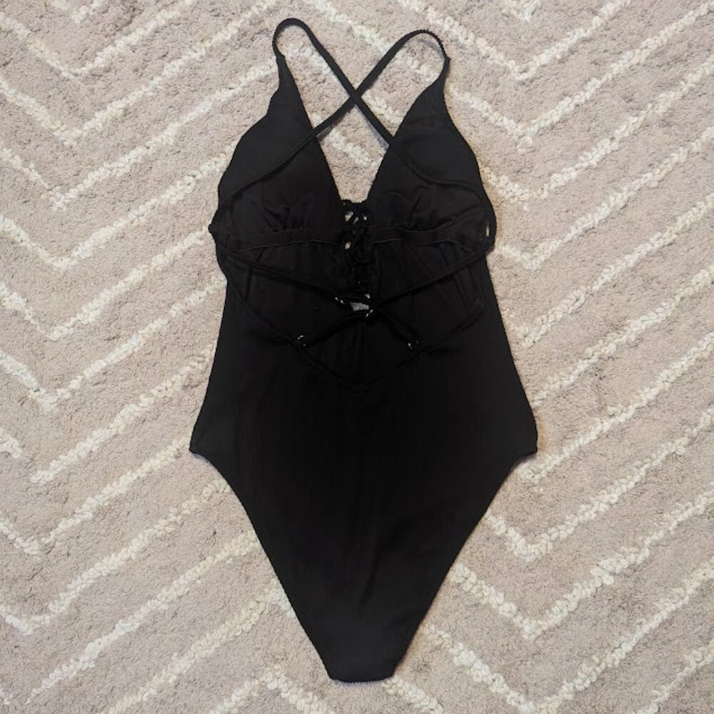 Women's Solid Color V Neck Lace Up One Piece Swimsuit Size M - Picture 6 of 7